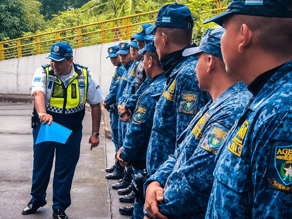 WEB Metropolitanos capacitados e instalación de 129 cámaras