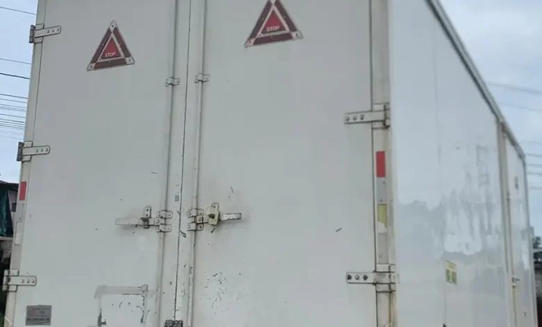 FURGONES PARA MERCADERIAS producidos por los carroceros del transporte terrestre de Ecuador