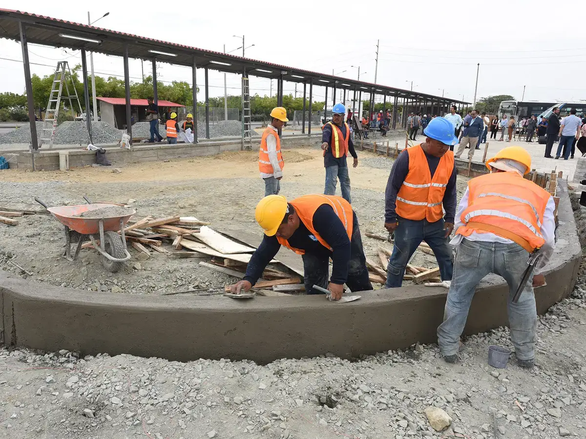 CONSTRUCCION ELECTROLINERA