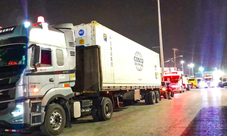 El platooning para convoyes permite viajar conectados con tecnologia