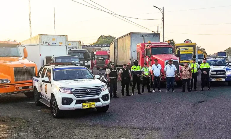 Cetrape continua su labor de coordinar convoyes en Anillo Vial de Quevedo