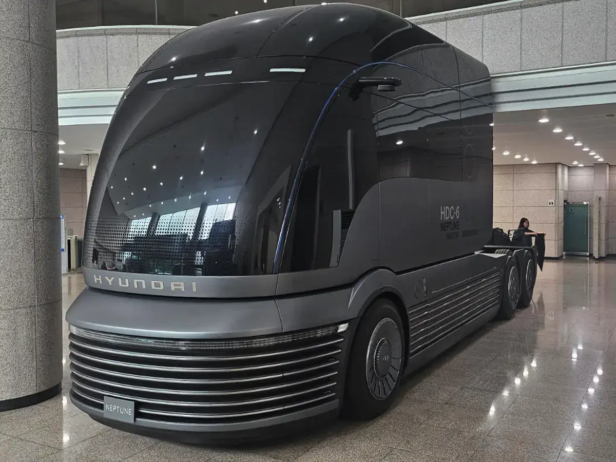 Camión Hyundai propulsado por Hidrógeno en la planta Jeounju