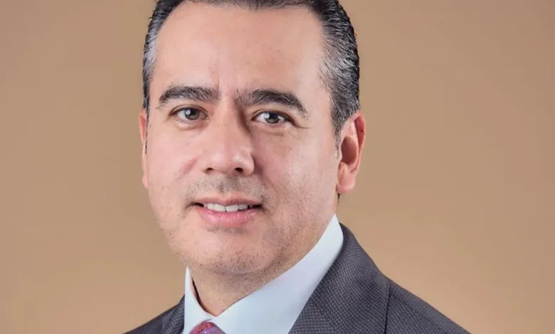 Dr. Genaro Baldeon, presidente ejecutivo de AEADE.