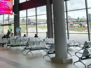 TT Sur de Ambato está vacía por causa de las mini terminales.