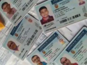 Su licencia de conducir es personal e intransferible