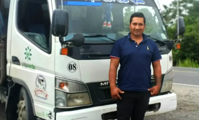 Cristhian Castillo cuenta la vida del chofer.