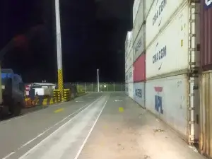 Calle inerior de Puerto marítimo Naportec