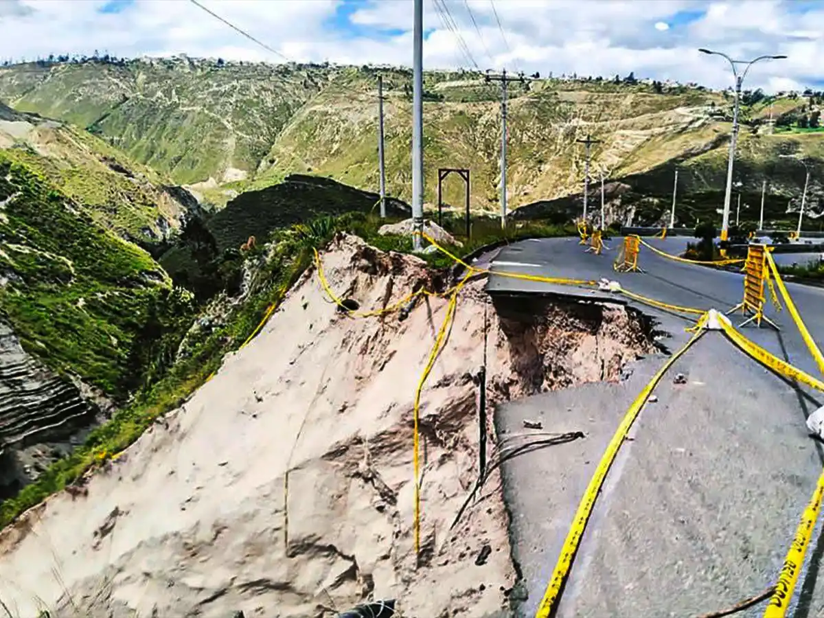 Paso lateral de Ambato