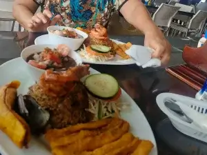 Mariscos del mar a su paladar
