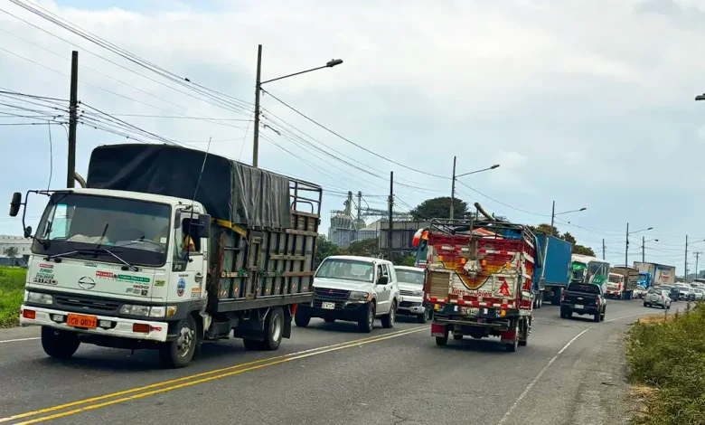 Congestión vehicular en E25