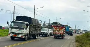 Congestión vehicular en E25