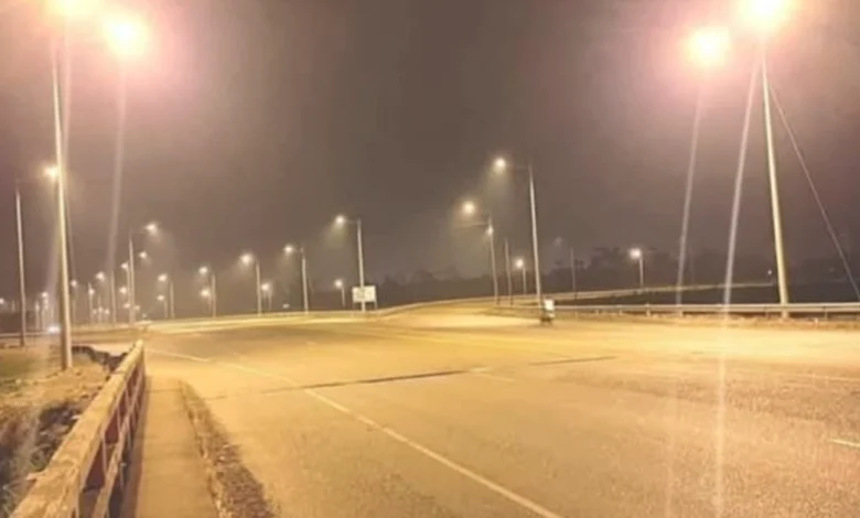 Iluminan el Anillo Vial de Quevedo