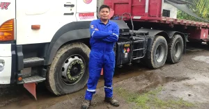 Luis Quinche joven conductor profesional