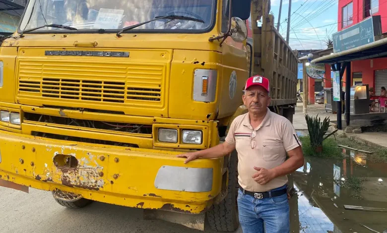 Rudy Alcívar volquetero de Mompiche