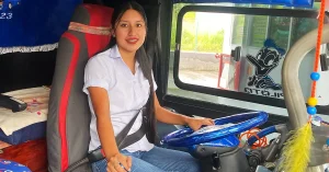 Daniela Morocho conductora profesional