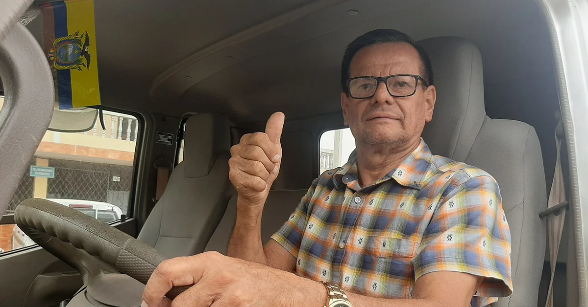 Guillermo Mendoza conductor manabita