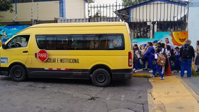 Servicio escolar comercial
