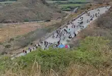 Peregrinos van al Santuario de El Cisne