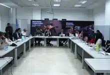 Alguna de las frecuentes reuniones de la ANT